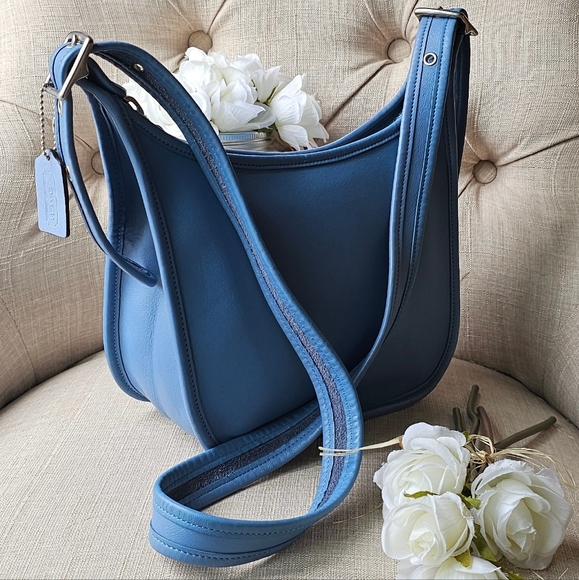 Vintage Coach Janice Ricardi-Desantos Legacy Bag # 9950  (Pool / Glacer Blue) - Picture 8 of 16